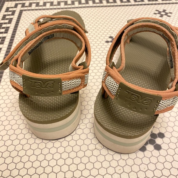 Teva Women's Flatform Mesh Sandals - Dark Olive/Sea Foam size 6 - Picture 8 of 8